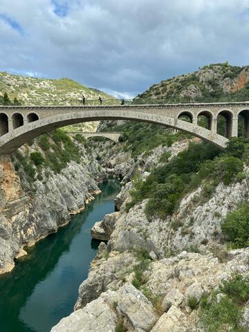 Les 13 Plus Beaux Villages de l'Hérault