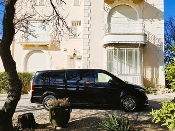 Votre Chauffeur ABC Conducteur éco-resposable: Service de transport en van et autocar avec chauffeur privés à Montpellier et ses alentours